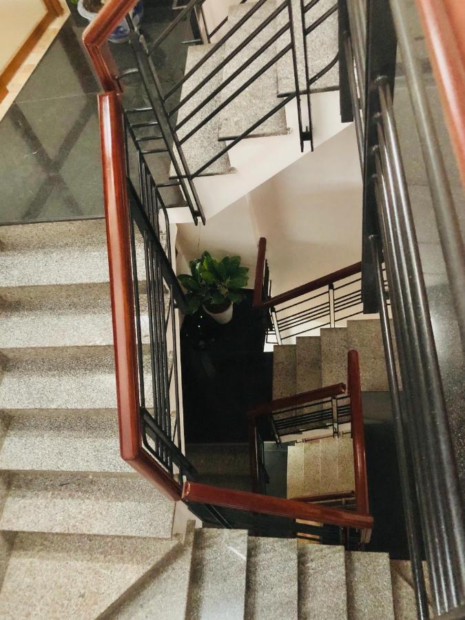 Tina Family Hotel Dalat Bagian luar foto