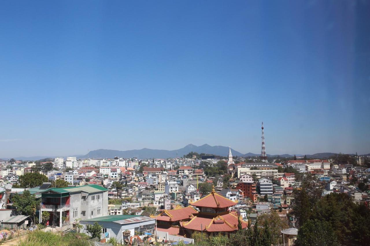 Tina Family Hotel Dalat Bagian luar foto